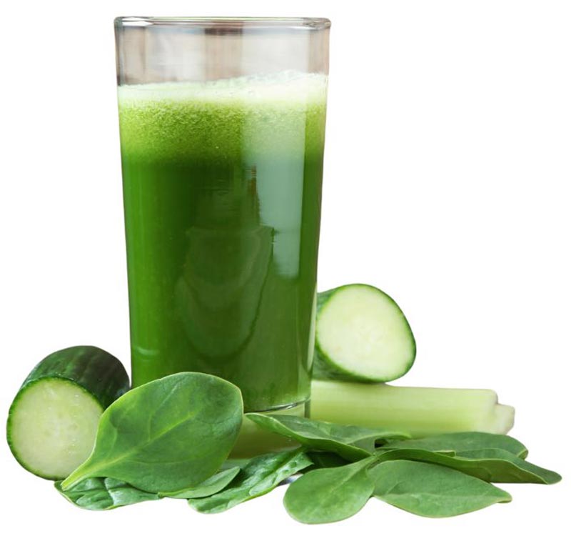 Jus vert Une image contenant des herbes, un verre et un légume